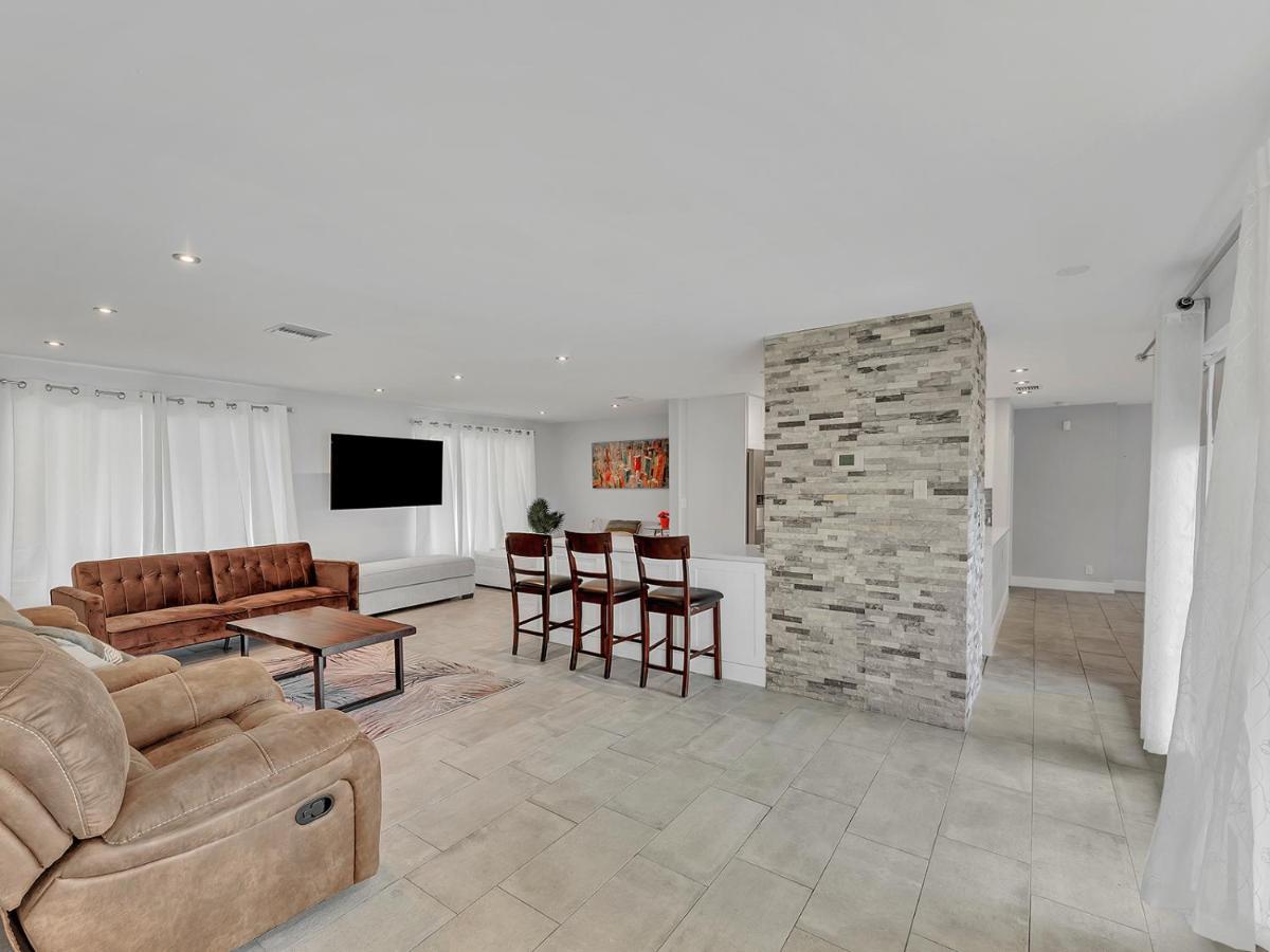 Supervilla - 3Br/2Ba - Pool - Walk To Beach Hollywood Eksteriør billede